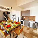 Tolles Fuer Familien Mit Meerblick Und Schwimm Strandnah By Riviera Homelife Management Appartement
