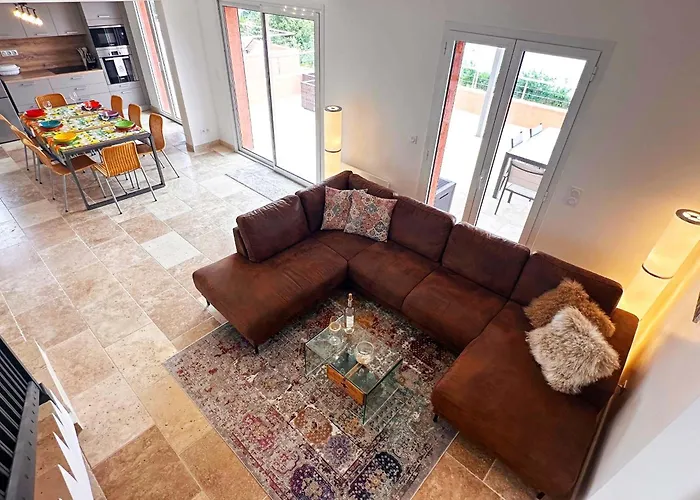 Premium Lucioles Mit Wunderschoenem Meerblick By Riviera Homelife Management